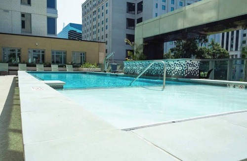 Radnor - Fort Myer Heights Condo | Luxurious Retreat Prime Location