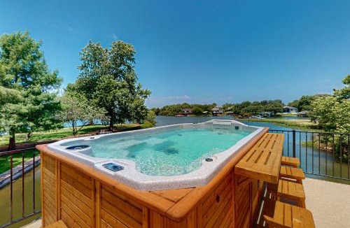 Granite Shoals House | Luxurious Retreat on Lake LBJ: Pool, Hot Tub, Dock