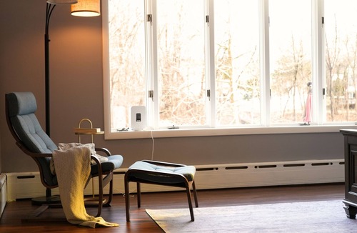 Stamford House | Luxurious Riverside Ranch with Panoramic Views