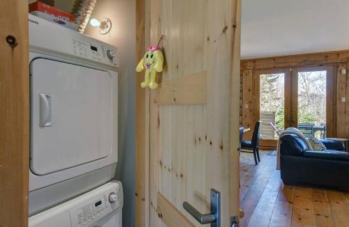 Lac Superieur Village House | Luxurious Scandinavian Cottage with Private Jacuzzi