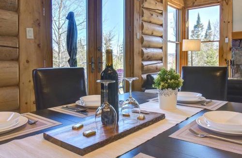 Lac Superieur Village House | Luxurious Scandinavian Cottage with Private Jacuzzi