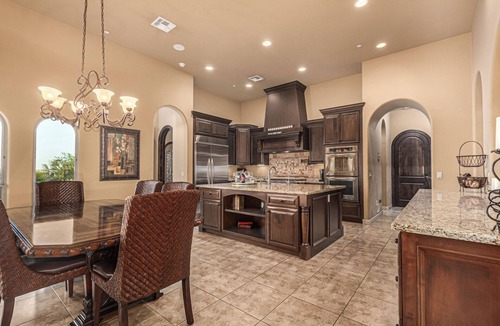 Mirabel Village House | Luxurious Scottsdale Oasis