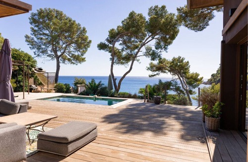 La Seyne-sur-Mer Villa | Luxurious seaside villa