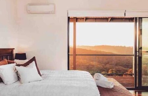 Hindmarsh Valley Bed & Breakfast | Luxurious, Secluded & Such Views! OCRE is Simply Stunning!