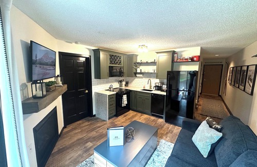 Great Valley Condo | Luxurious ski in-ski out slopeside condo.