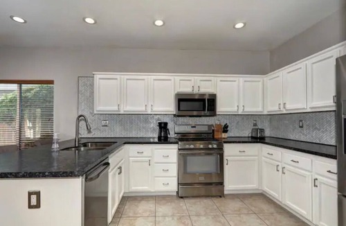 Elk Grove House | Luxurious spa-like oasis with pool, 4bdr/3br