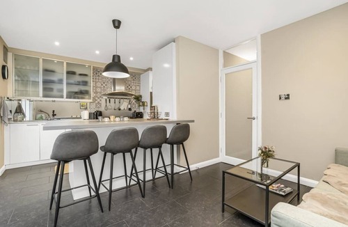 Belsize House | Luxurious & Spacious Townhouse!