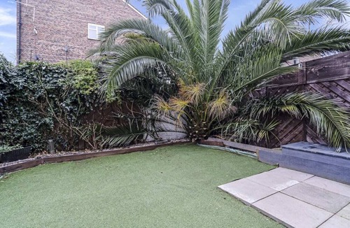 Belsize House | Luxurious & Spacious Townhouse!