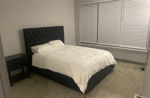 Coliseum Central Apartment | Luxurious & Spacious 1 Bedroom