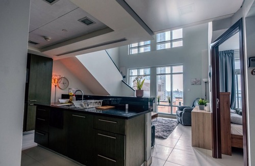 Downtown Dubai House | Luxurious, Spacious 4HD Duplex Apt, 10 minutes to Dubai Mall and Burj Khalifa