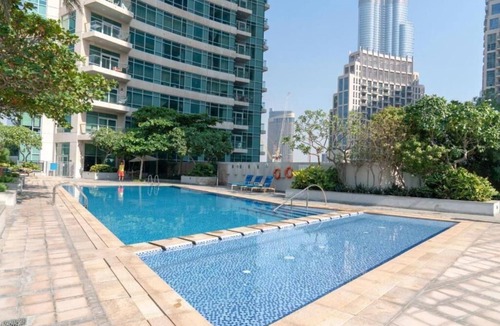 Downtown Dubai House | Luxurious, Spacious 4HD Duplex Apt, 10 minutes to Dubai Mall and Burj Khalifa