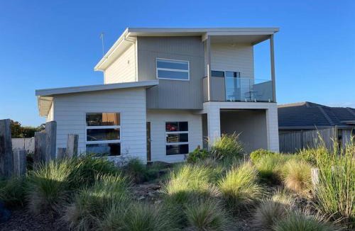 Cowes House | Luxurious, spacious beach house