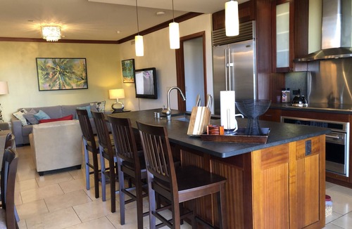 Ko Olina Villa | Luxurious, Spacious, High-end Beachfront Vacation Villa Free Parking
