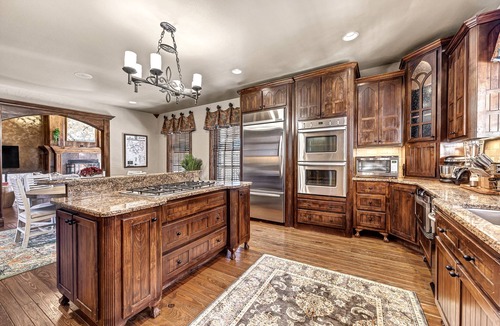 Bentonville House | Luxurious & Spacious Bentonville Custom European Home- Remodel-w/Oasis Pool!
