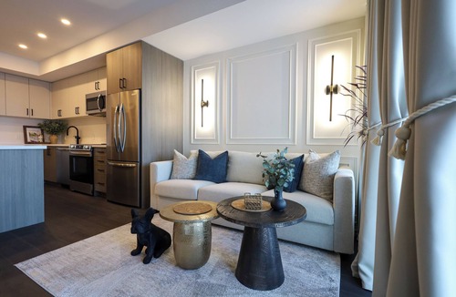 Big Bay Point Condo | Luxurious Stay at Friday Harbour + Swimming Pool & Hot Tub