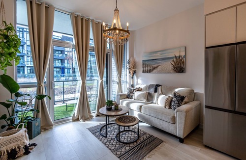 Innisfil Condo | Luxurious Stay at Friday Harbour Resort Lake Simcoe