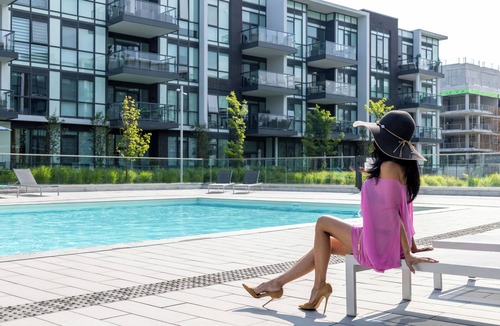 Innisfil Condo | Luxurious Stay at Friday Harbour Resort Lake Simcoe