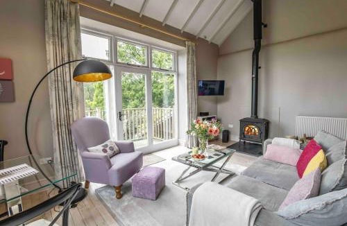 Axminster Apartment | Luxurious studio for two with spectacular views