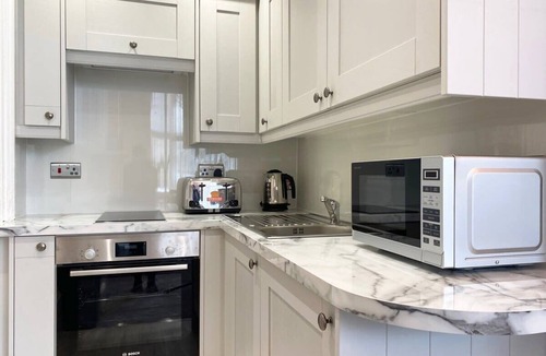 North West Condo | Luxurious Studio in Glasgow's West End