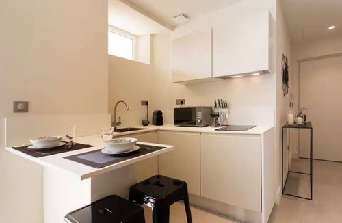 Jean-Medecin Apartment | Luxurious Studio w/separate sleeping area