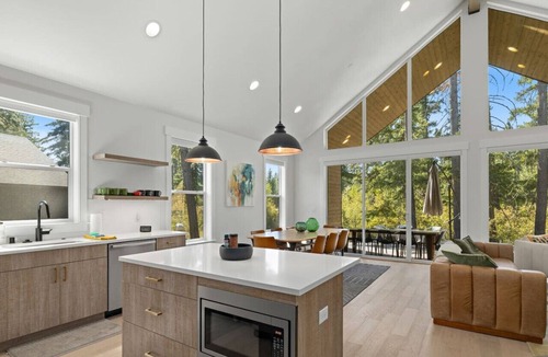 Roslyn House | Luxurious Suncadia Bungalow!