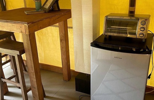 Glenwood RV Rental | Luxurious Tent for a Romantic Getaway in Mountain View Village, Hawaii