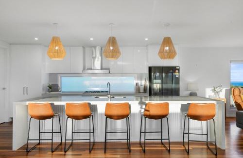 Ocean Grove House | Luxurious Terrace Hideaway with a Heated Pool