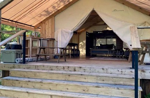 Bastrop RV Rental | Luxurious Texas Camping Retreat on Lake Bastrop