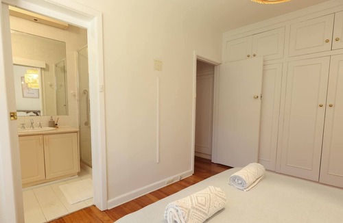 Toorak Apartment | Luxurious Toorak Escape