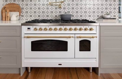 Maleny House | Luxurious "Treehaven" Retreat in Maleny