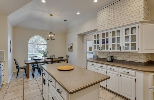 North Richland Hills House | Luxurious 5 Bedroom Retreat with Pool!