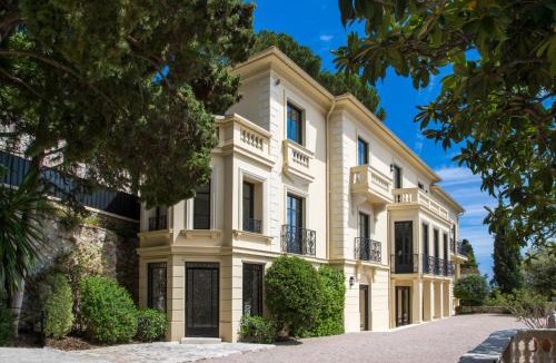 Roquebrune-Cap-Martin Villa | Luxurious Villa Overlooking Monaco
