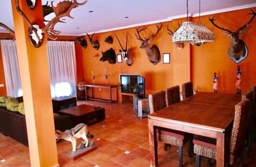 Arcas del Villar Villa | Luxurious Villa in Arcas with Private Pool