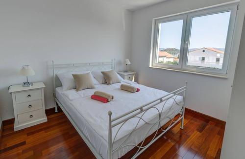 Susica Villa | Luxurious Villa in Murter with Pool