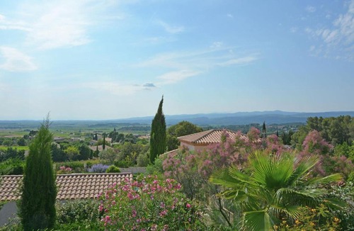Oupia Villa | Luxurious Villa in Oupia with Private Swimming Pool