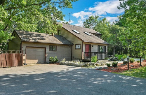 Middle Hope Villa | Luxurious Villa with pool spa arcade room and more