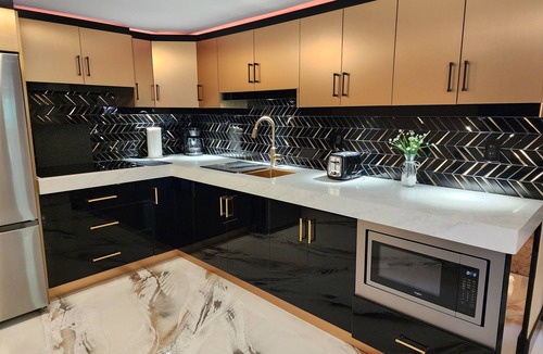 Cambridge House | Luxurious Walkout Basement, with pool side and sunset