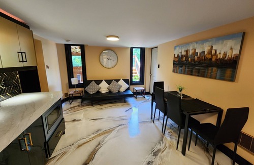 Cambridge House | Luxurious Walkout Basement, with pool side and sunset