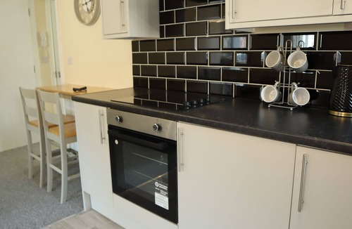 Burton on Trent Apartment | Luxury 1 & 2 bed open plan apartments with free internet services