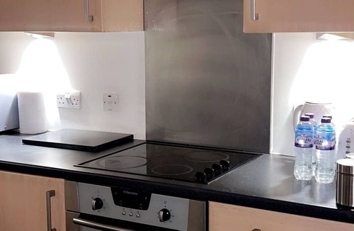 Clayton Apartment | Luxury 1 Bed Apartment With Parking