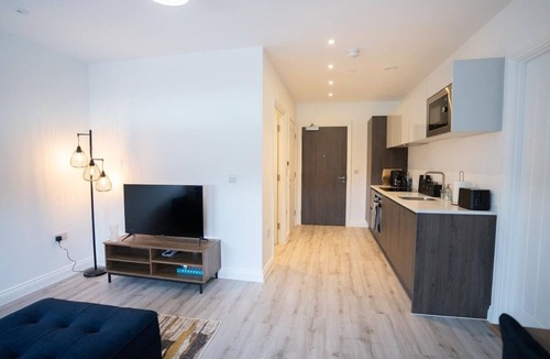 Solihull Apartment | Luxury 1-Bed Flat - Free Parking
