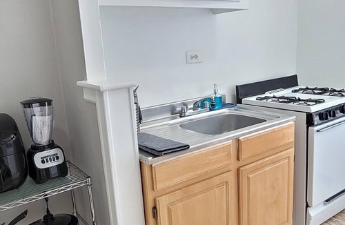 Bedford Park Apartment | Luxury 1-Bed property