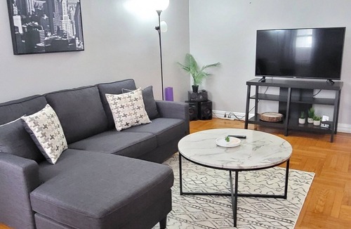 Bedford Park Apartment | Luxury 1-Bed property