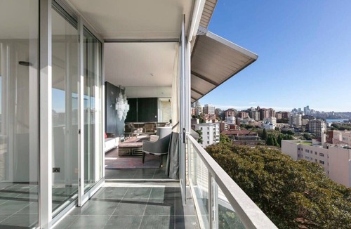 Elizabeth Bay Apartment | Luxury 1 Bedroom Apt with Harbour Views & Parking