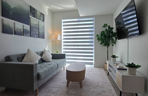 Wychwood Condo | Luxury 1+Den w/Parking | Downtown Toronto