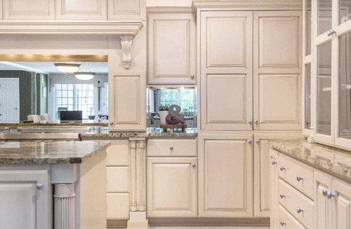 Ashland House | Luxury 10 Bedroom Retreat for Family Reunions or Corporate Outings in Ashland,NE