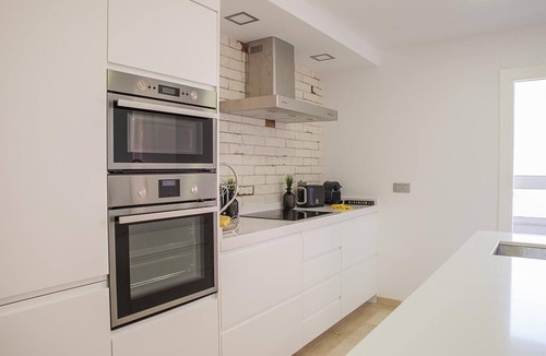 Torrequebrada Apartment | Luxury 100m² Sea View Apartment with Pool, Wi-Fi & Terrace