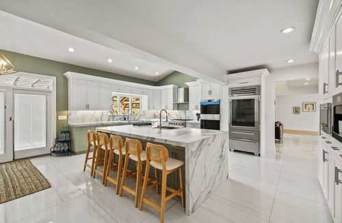 Stony Point House | Luxury 10BR w/Pool, Hot Tub & Pizza Oven