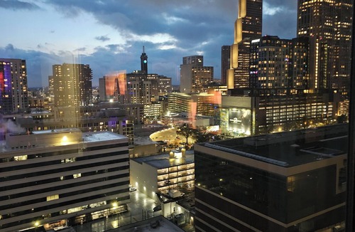 Peachtree Center Apartment | LUXURY 15th-floor OASIS