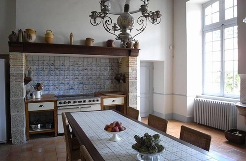 Le Fousseret House | Luxury 18c Chateau, 10 Bedrooms, Sw France, Views to Pyrenees